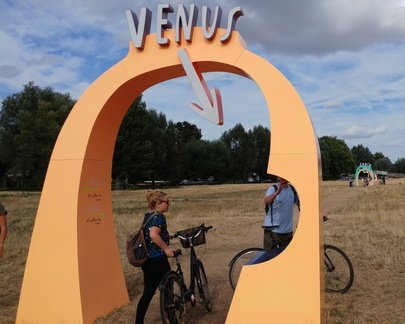Arch with Venus